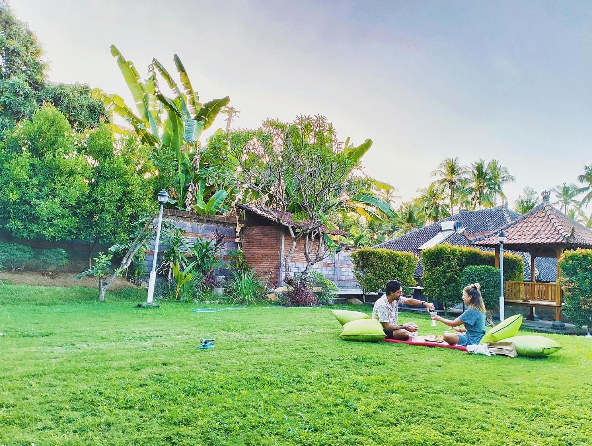 Kaia Lovina Guest House Junior Suite מראה חיצוני תמונה