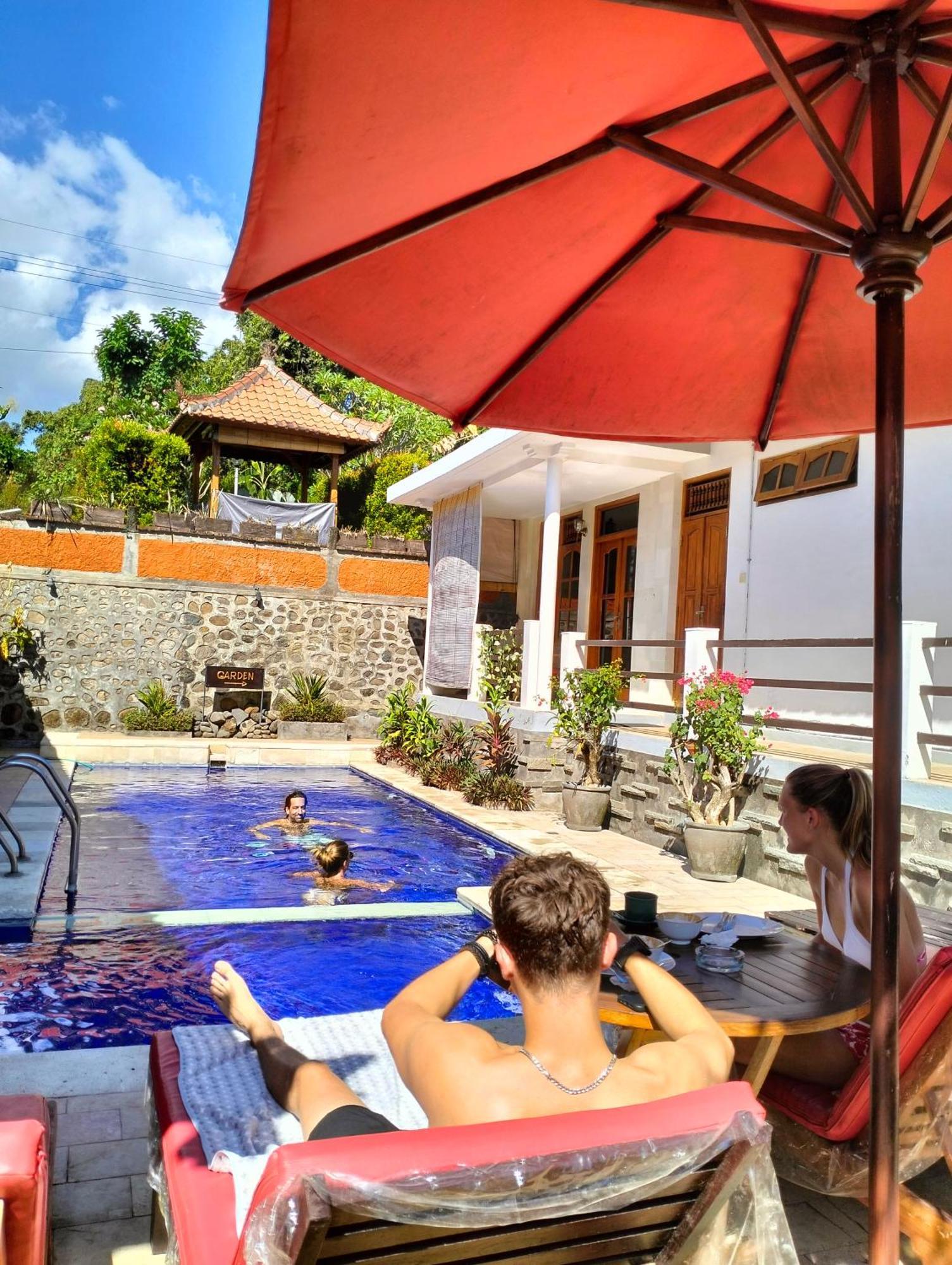 Kaia Lovina Guest House Junior Suite מראה חיצוני תמונה