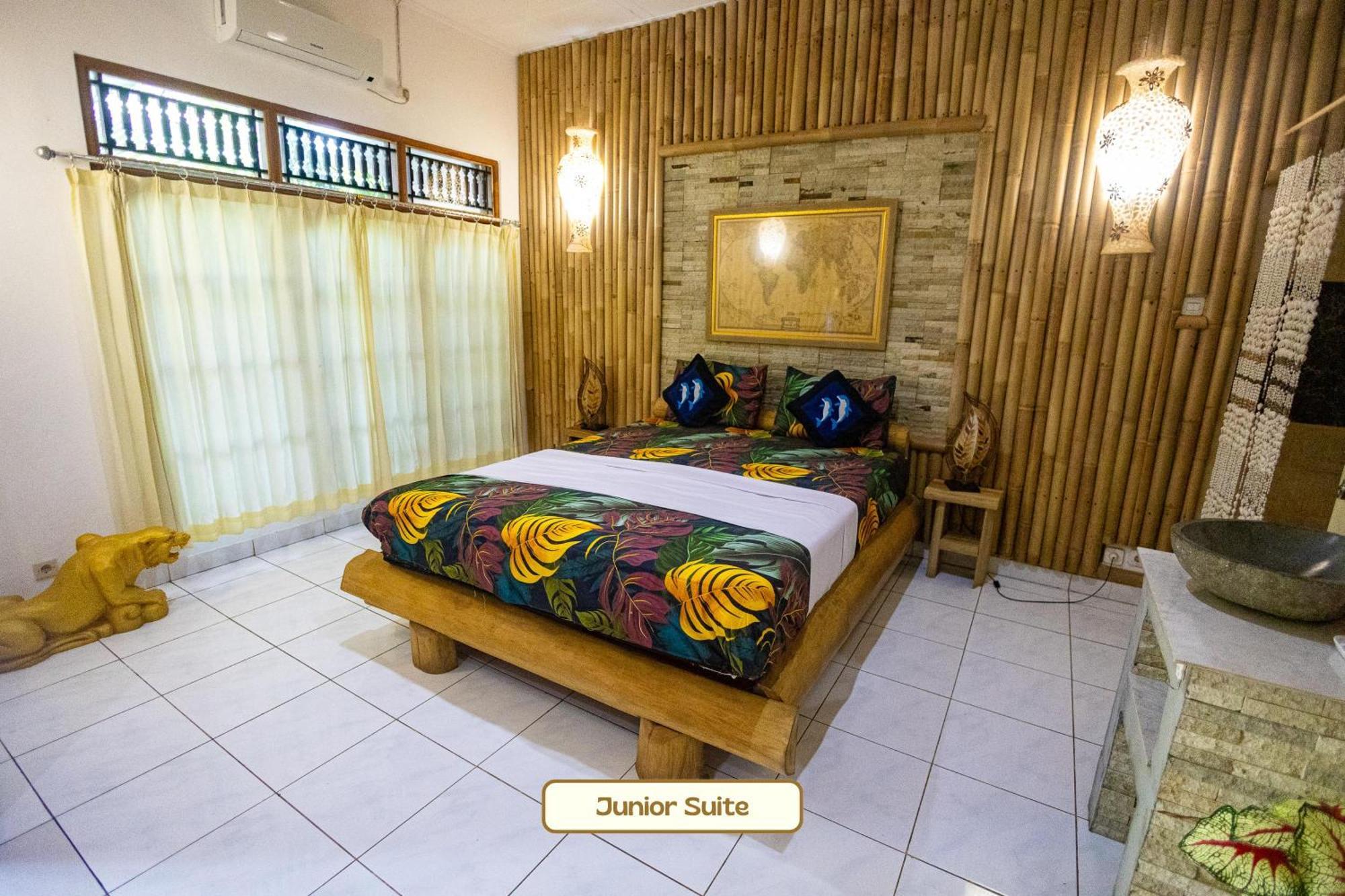 Kaia Lovina Guest House Junior Suite מראה חיצוני תמונה